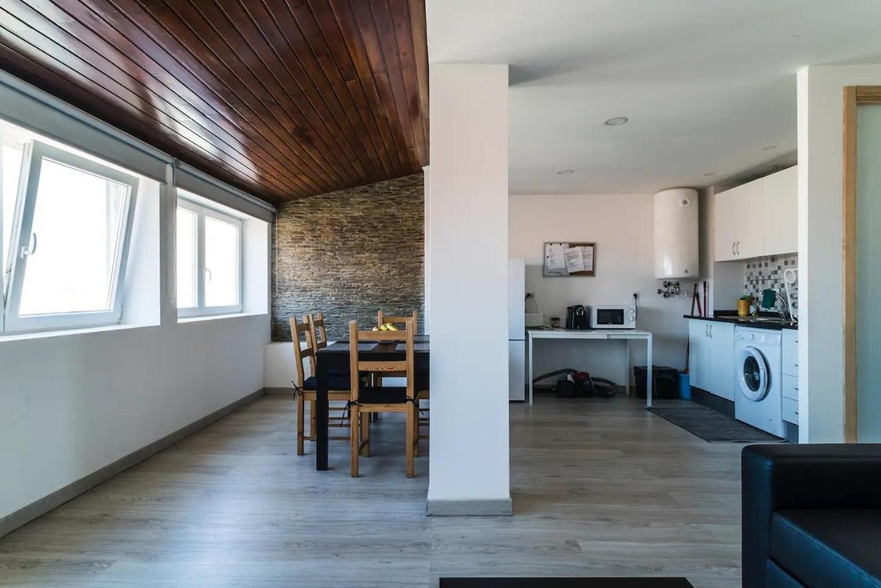 Encantador Apartamento A Frente Da Praia Do Sunset فيغيورا دا فوز المظهر الخارجي الصورة