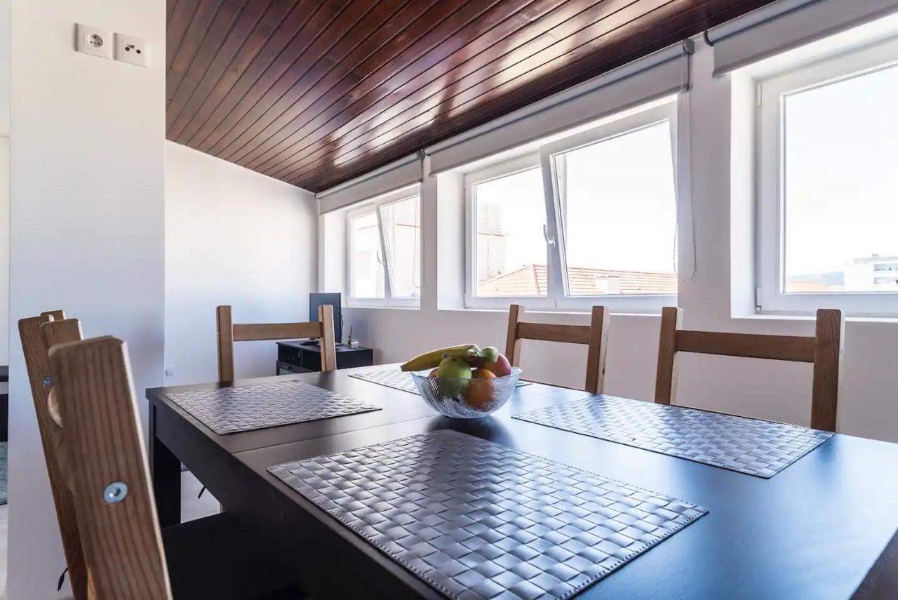 Encantador Apartamento A Frente Da Praia Do Sunset فيغيورا دا فوز المظهر الخارجي الصورة